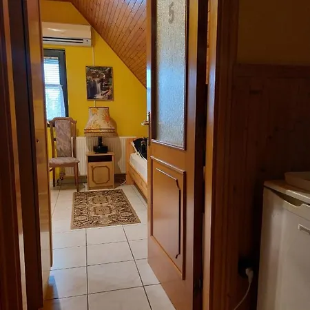 Napfeny Casa de hóspedes *